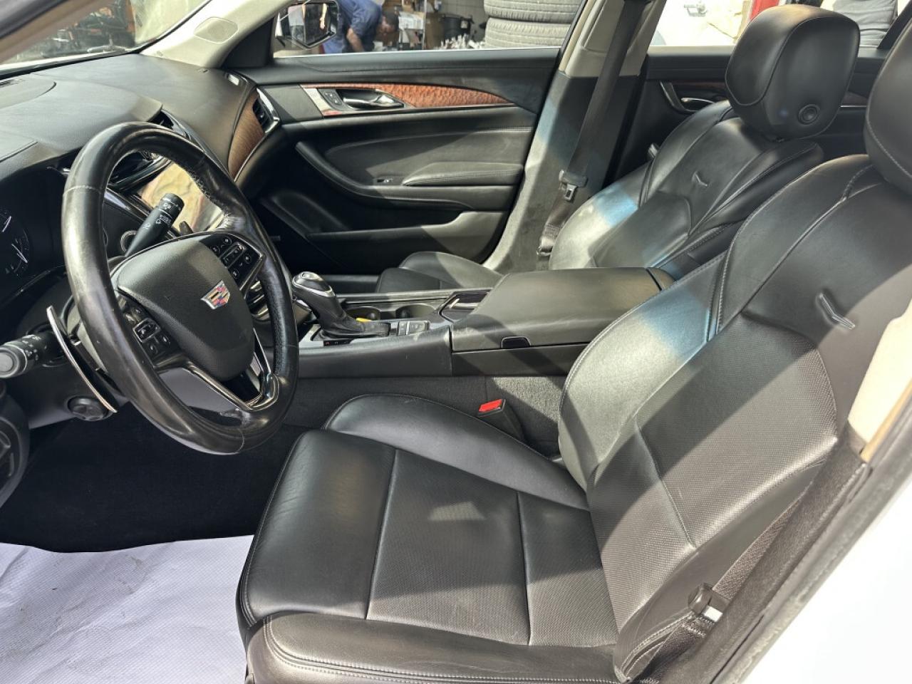 2017 Cadillac CTS 2.0L Turbo Luxury 4dr All-wheel Photo