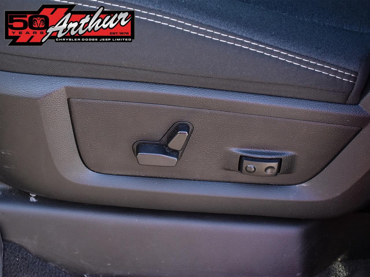 2025 RAM 2500 Big Horn Crew Cab 4x4 Photo