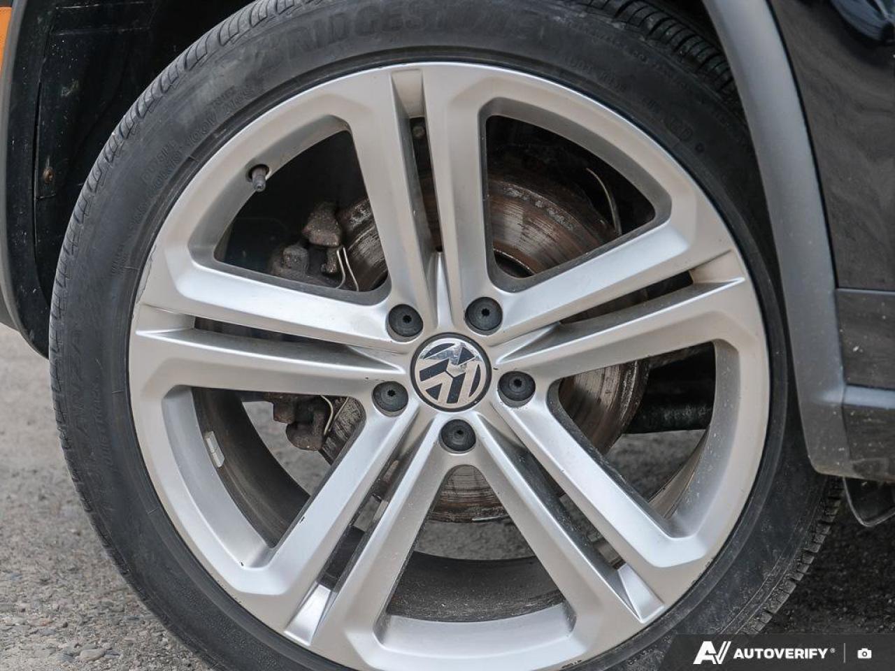 2014 Volkswagen Tiguan HighlineCERTIFIED AS-TRADED, ACCIDENT-FREE, AWD, L Photo