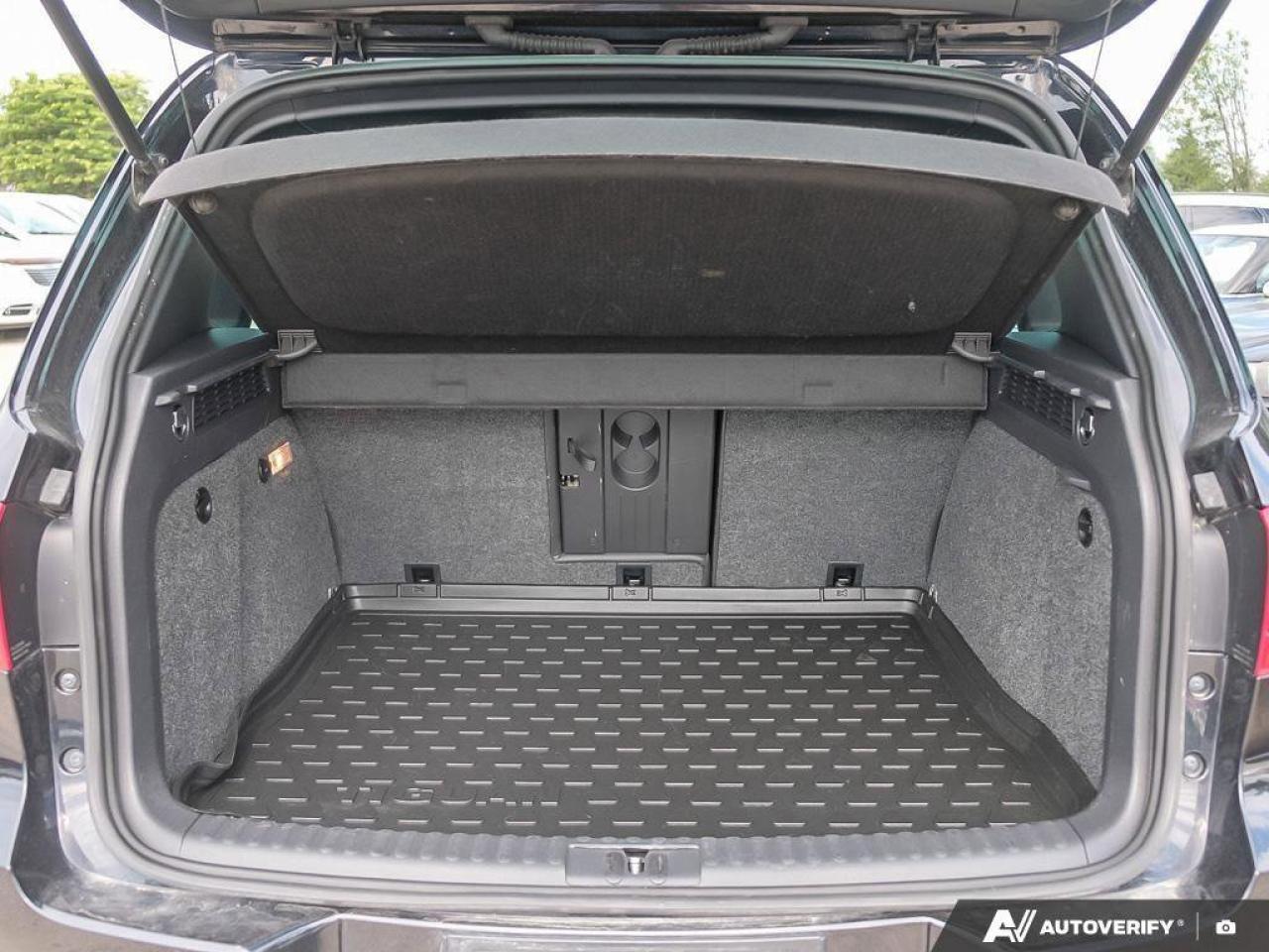 2014 Volkswagen Tiguan HighlineCERTIFIED AS-TRADED, ACCIDENT-FREE, AWD, L Photo