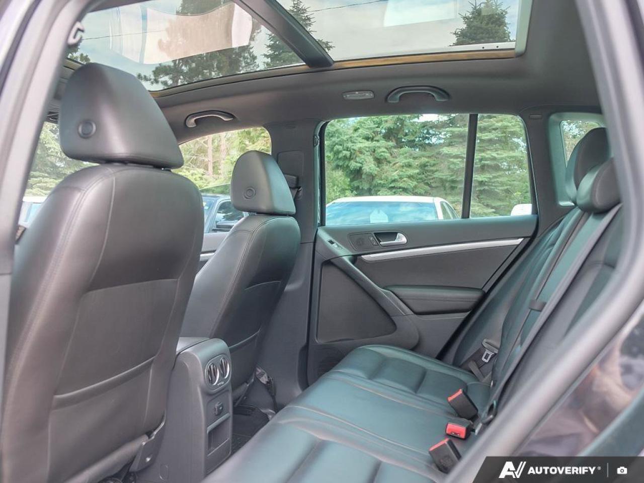 2014 Volkswagen Tiguan HighlineCERTIFIED AS-TRADED, ACCIDENT-FREE, AWD, L Photo