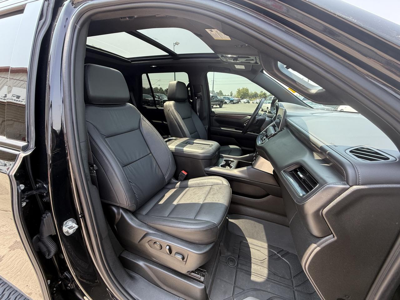 2024 Chevrolet Tahoe 4WD 4dr Z71 Photo