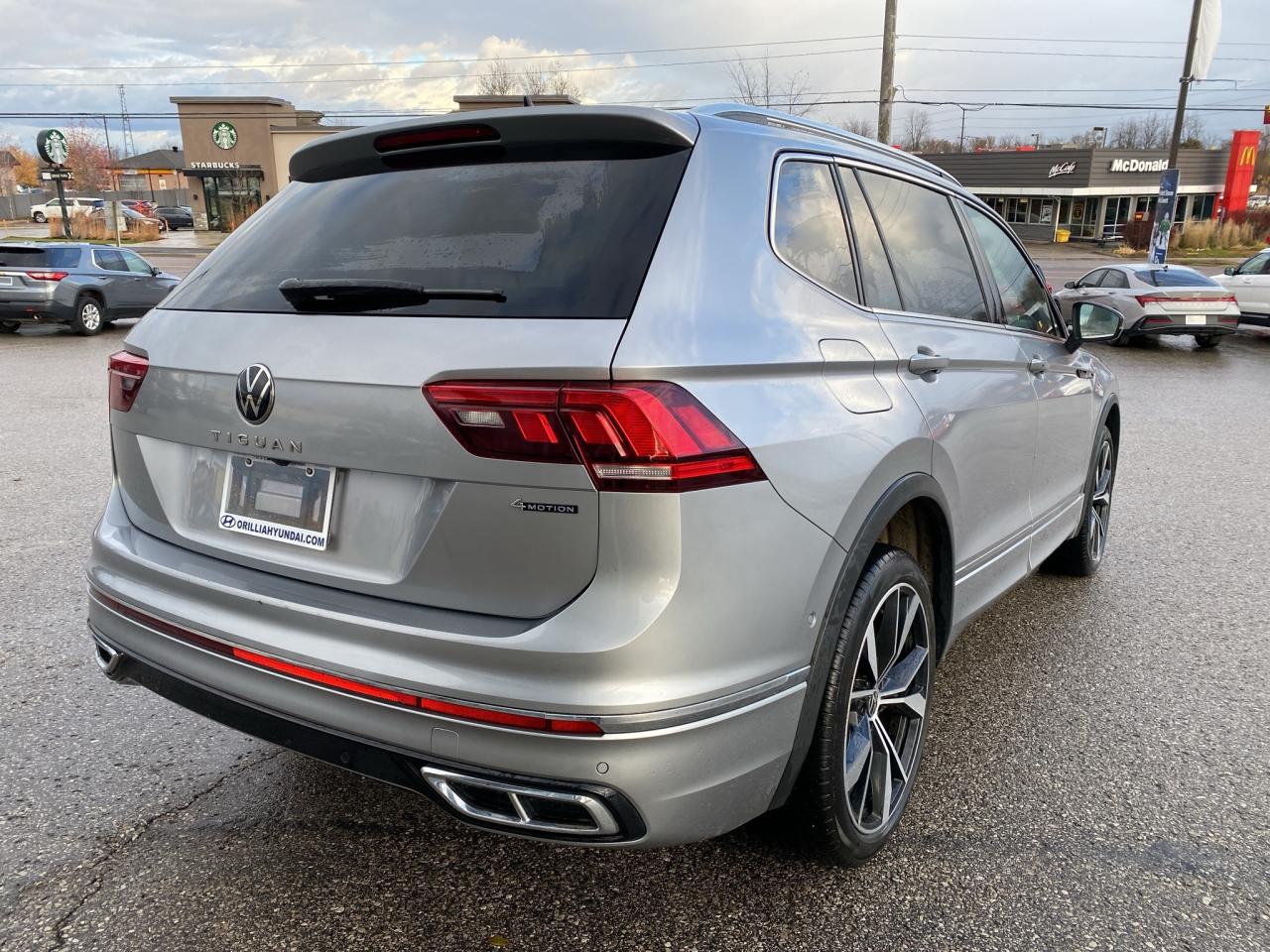 2022 Volkswagen Tiguan HIGHLINE R-LINE 4MOTION Photo4