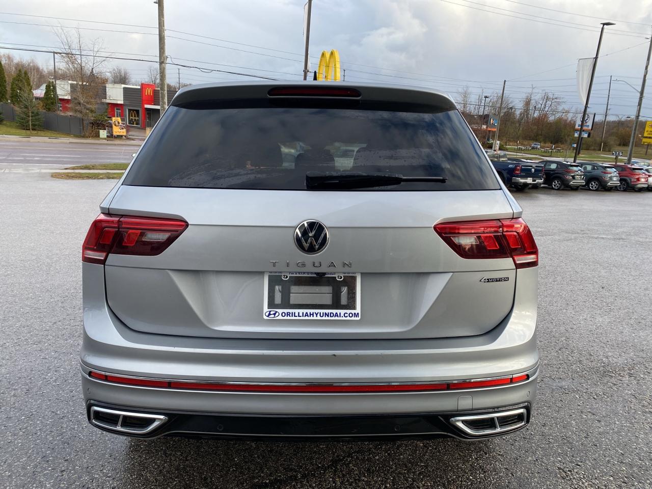 2022 Volkswagen Tiguan HIGHLINE R-LINE 4MOTION Photo