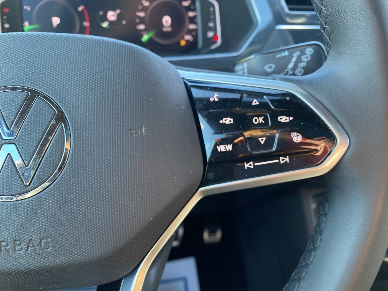 2022 Volkswagen Tiguan HIGHLINE R-LINE 4MOTION Photo