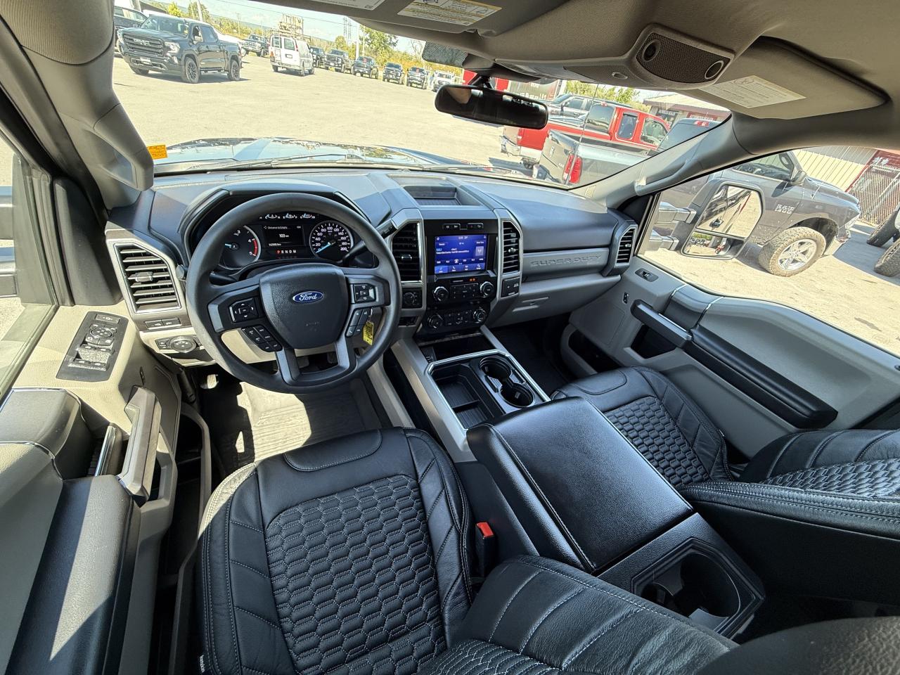 2022 Ford F-250 XLT LIFT/WHEEL/TIRE/LEATHR PKG!! Photo