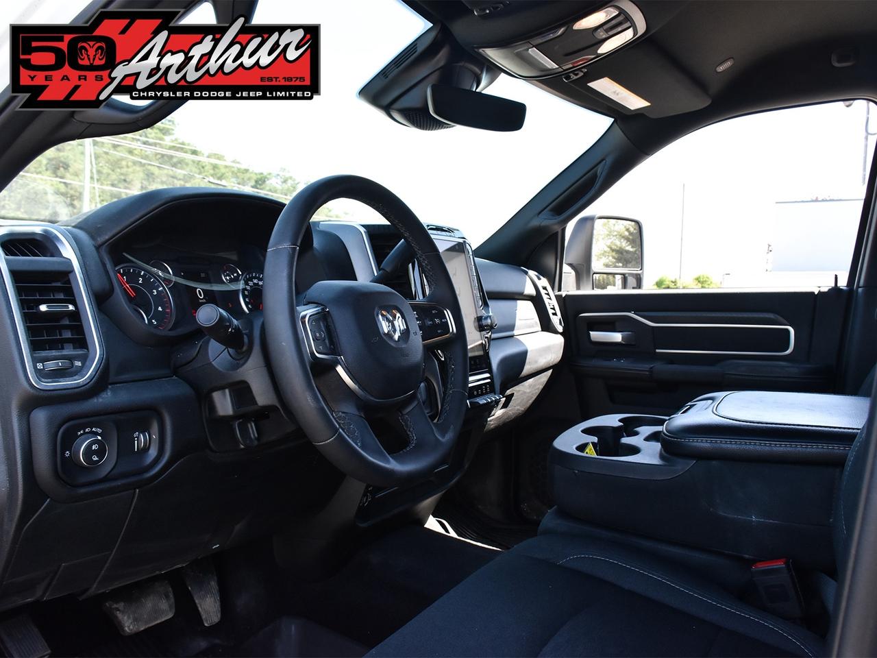 2025 RAM 2500 Big Horn Crew Cab 4x4 Photo