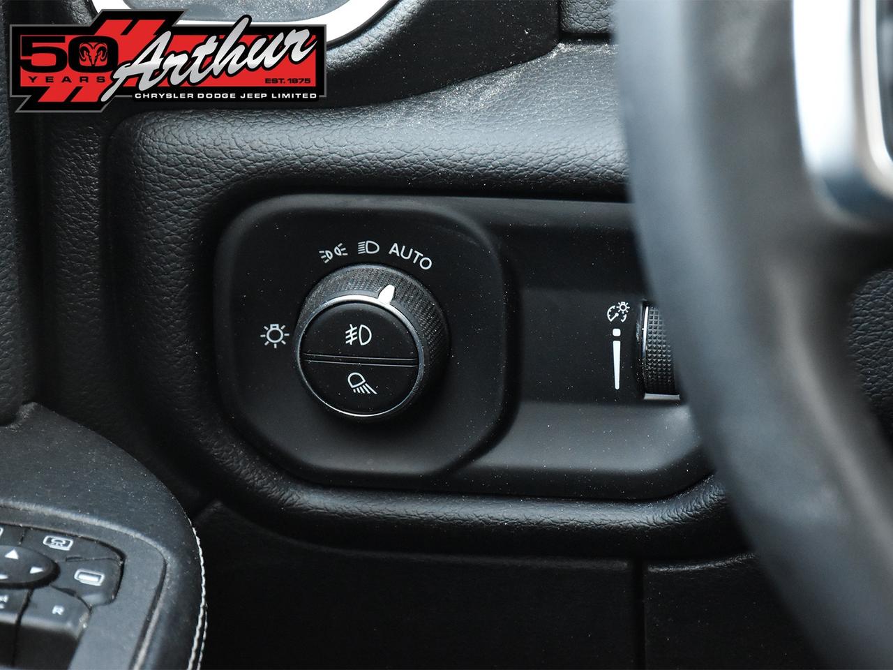2025 RAM 2500 Big Horn Crew Cab 4x4 Photo