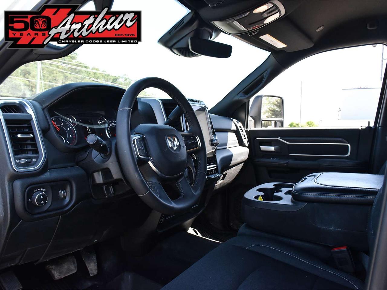 2025 RAM 2500 Big Horn Crew Cab 4x4 Photo