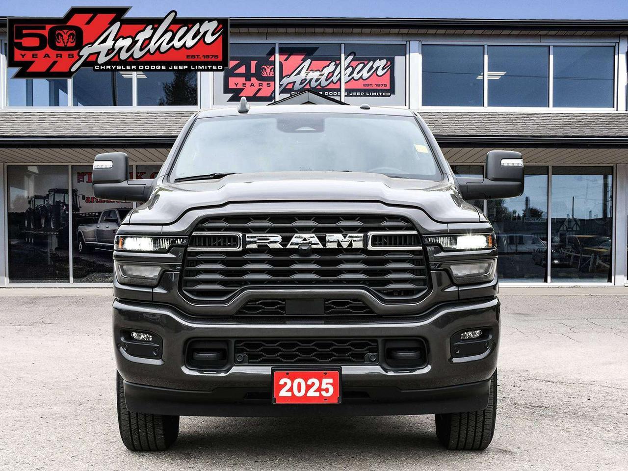 2025 RAM 2500 Big Horn Crew Cab 4x4 Photo5