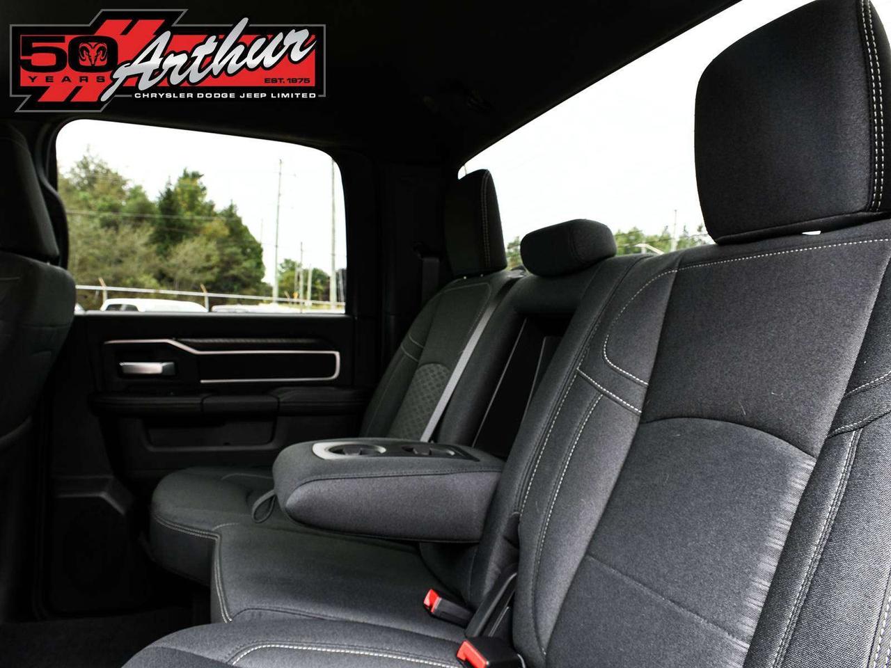2025 RAM 2500 Big Horn Crew Cab 4x4 Photo