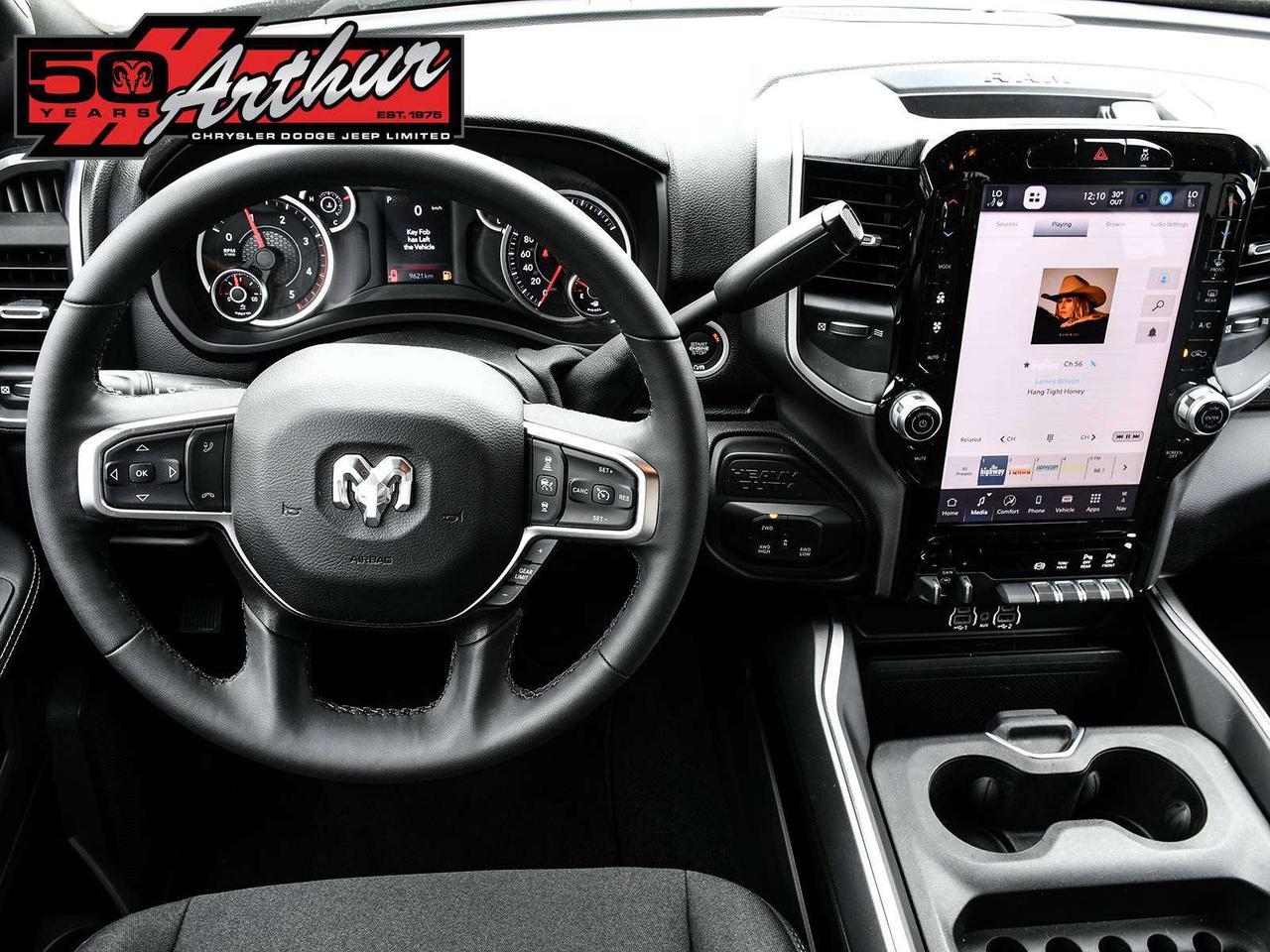 2025 RAM 2500 Big Horn Crew Cab 4x4 Photo
