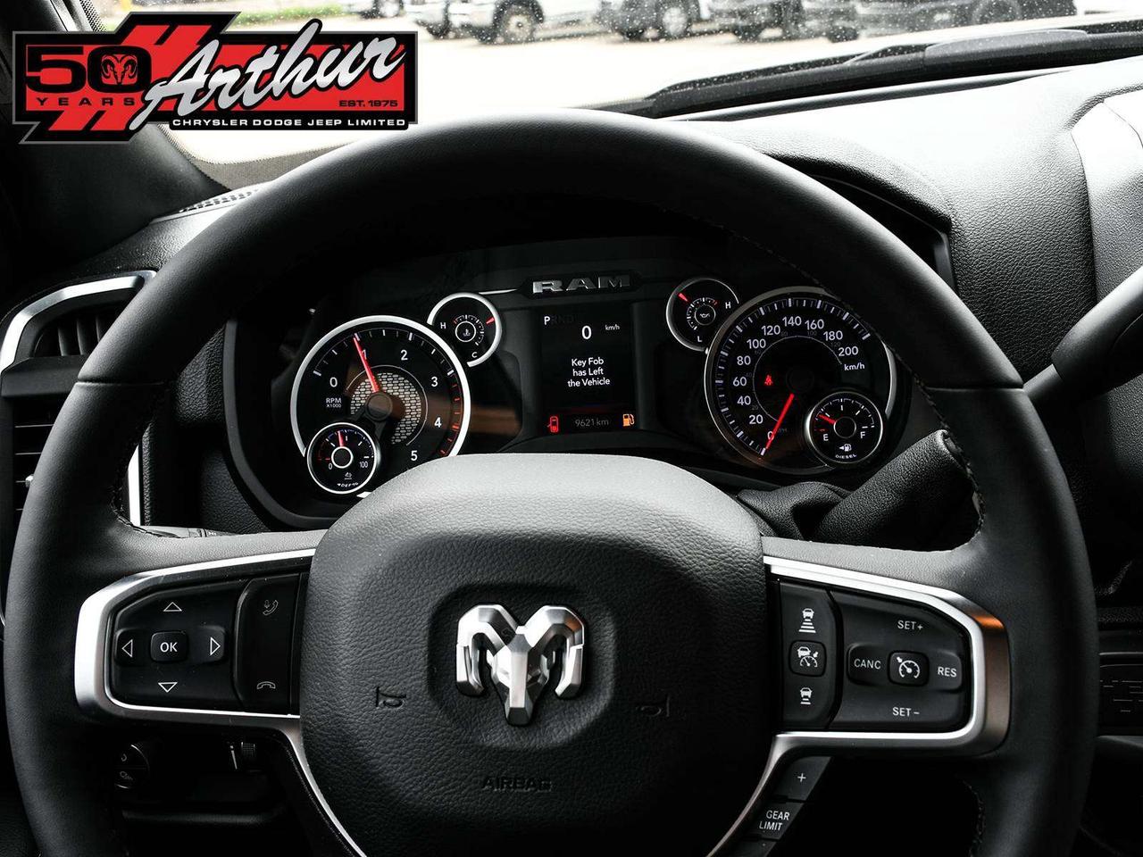 2025 RAM 2500 Big Horn Crew Cab 4x4 Photo