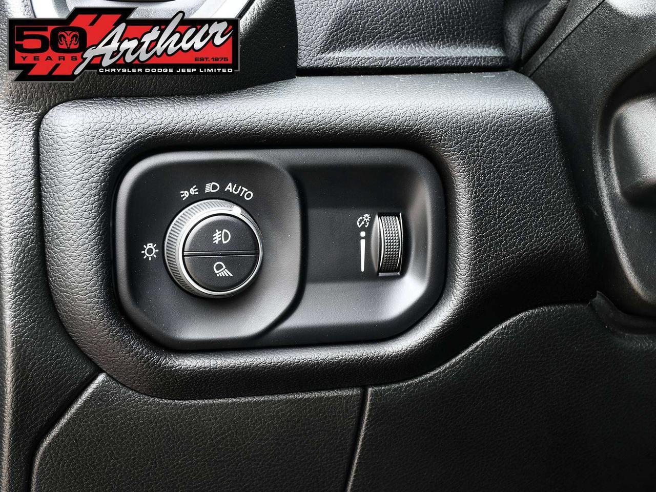 2025 RAM 2500 Big Horn Crew Cab 4x4 Photo