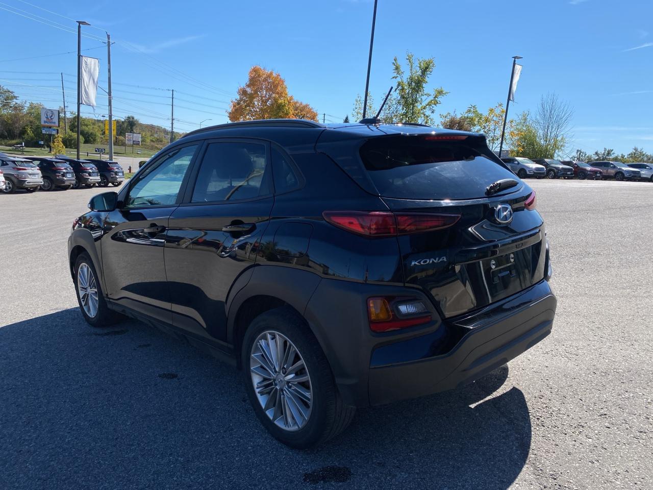 2021 Hyundai KONA 2.0L Luxury AWD Photo2