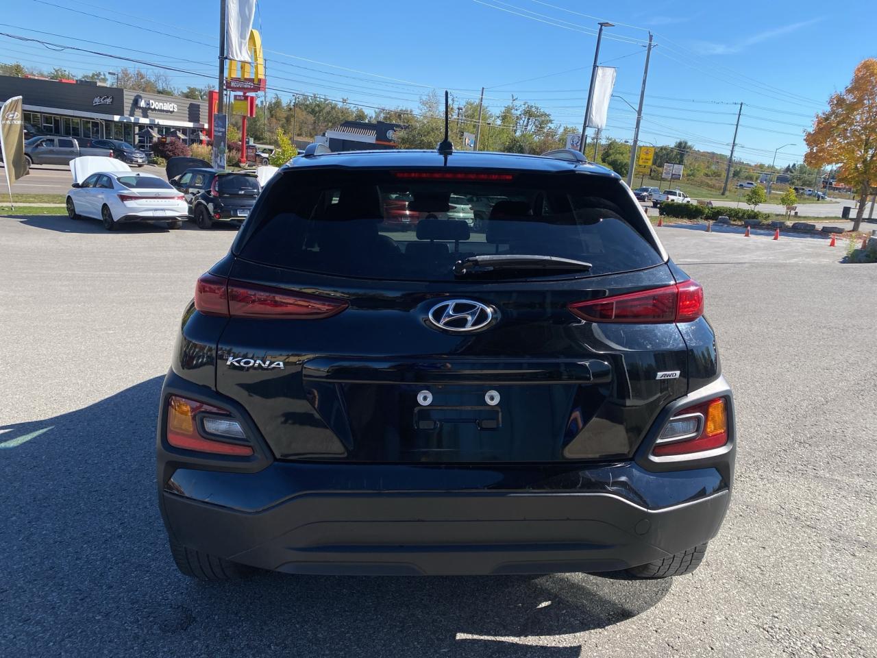 2021 Hyundai KONA 2.0L Luxury AWD Photo3