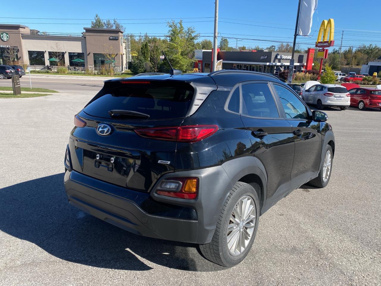 2021 Hyundai KONA 2.0L Luxury AWD Photo4