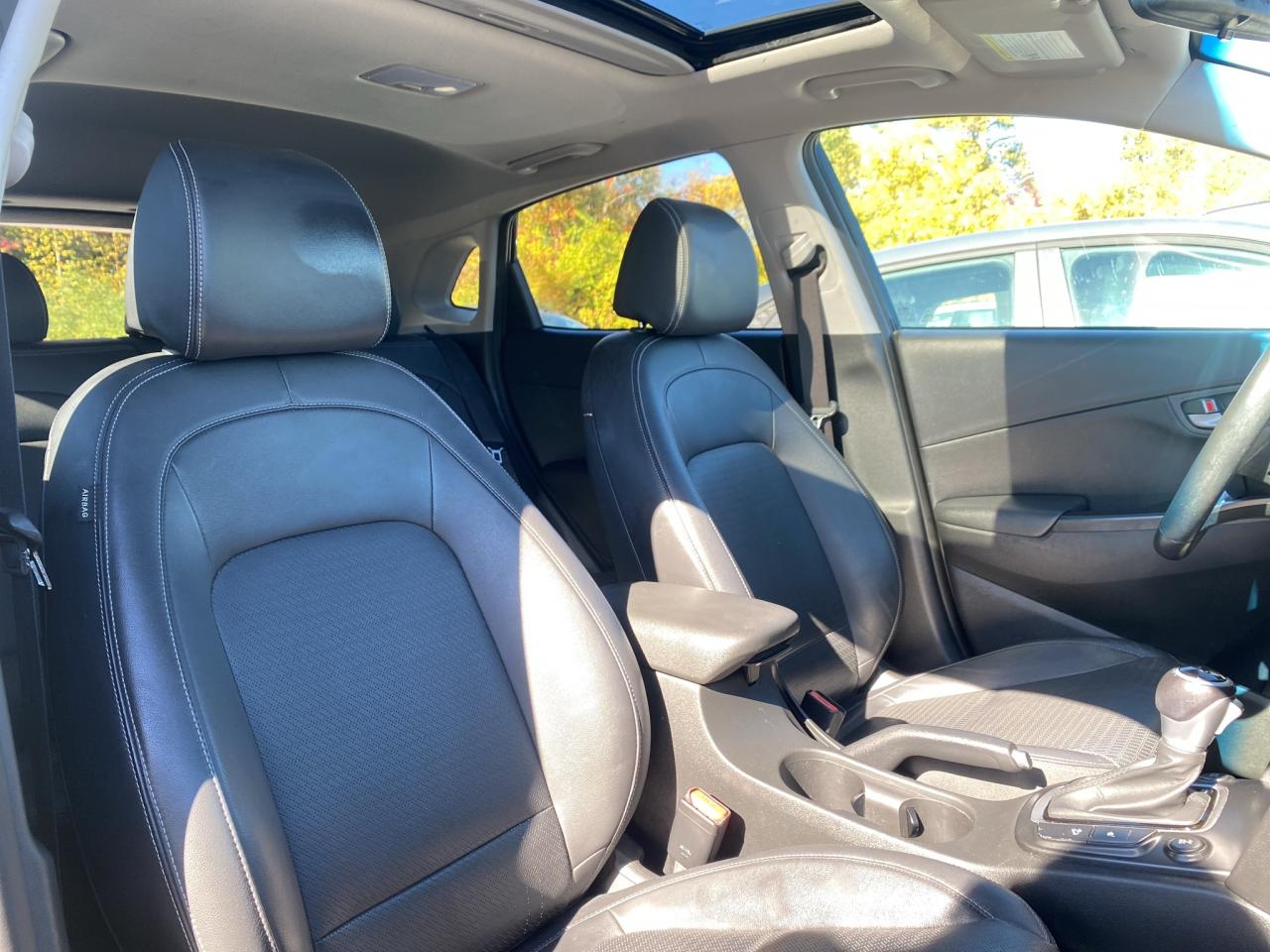 2021 Hyundai KONA 2.0L Luxury AWD Photo