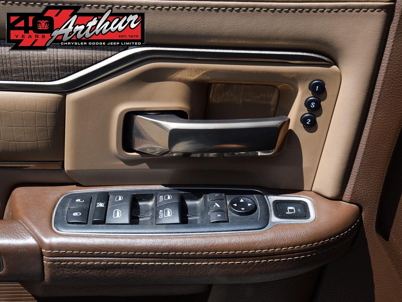 2020 RAM 3500 LONGHORN CREW CAB 4X4  - SRW - LONGBOX - Photo