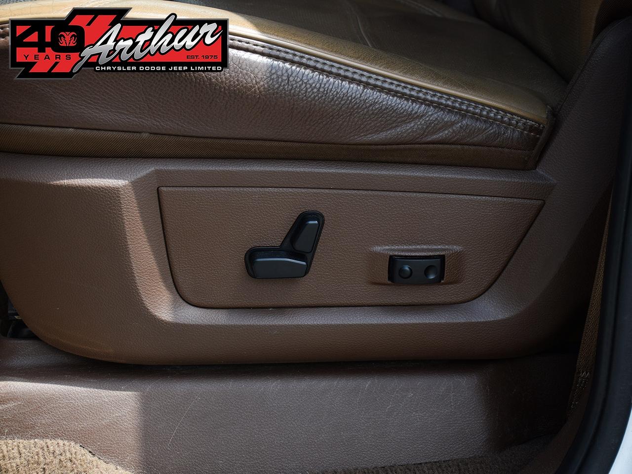 2020 RAM 3500 LONGHORN CREW CAB 4X4  - SRW - LONGBOX - Photo