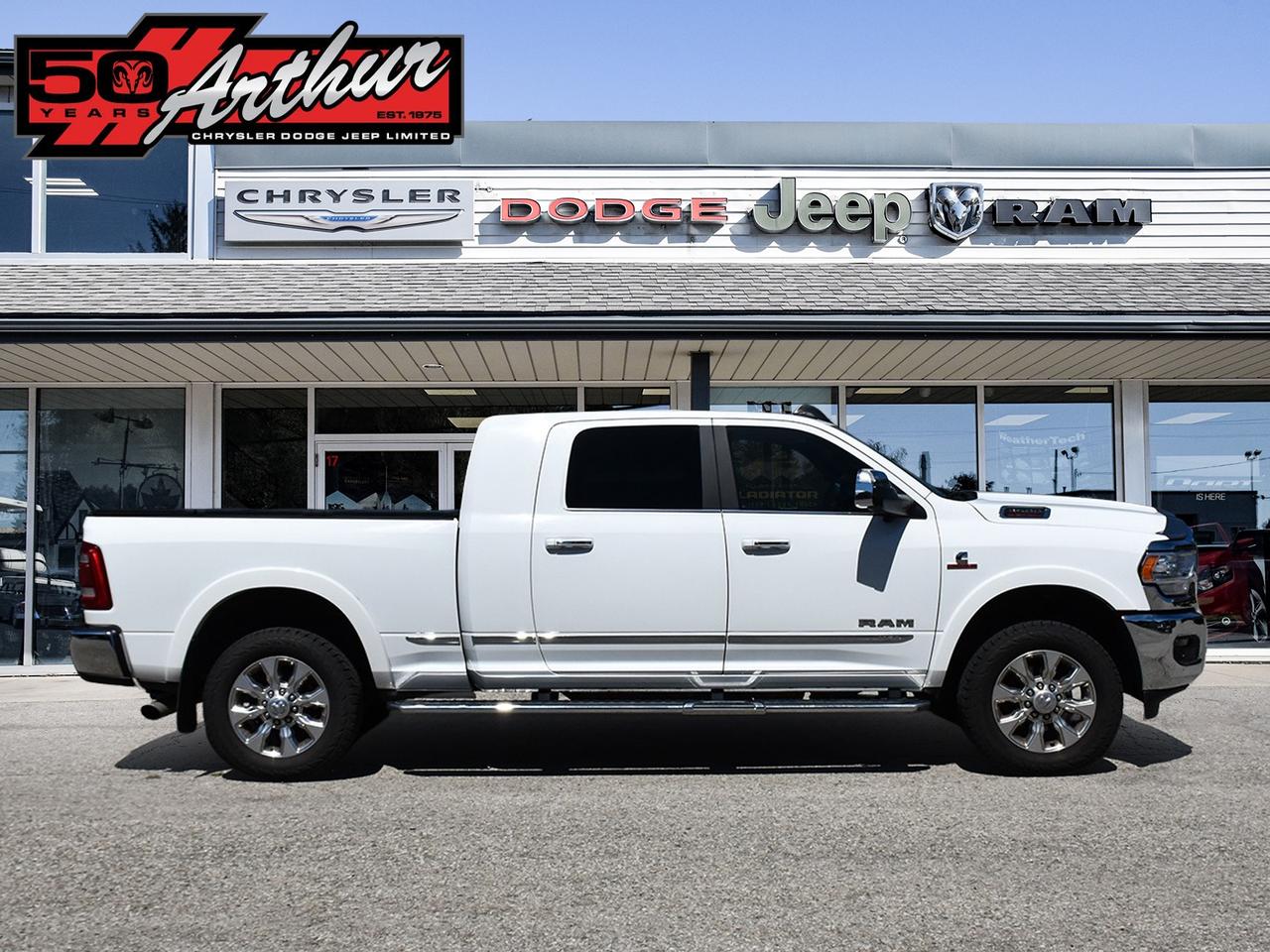 2022 RAM 3500 LIMITED MEGA CAB 4X4  - SRW Photo2