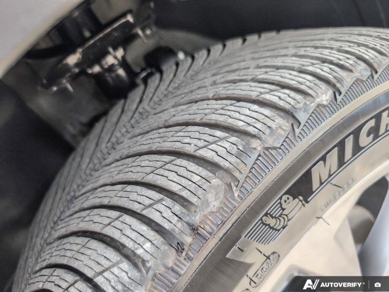 2021 Kia Sorento X-Line  X-LINE   HEATED SEATS & STEERING WHEEL   A Photo