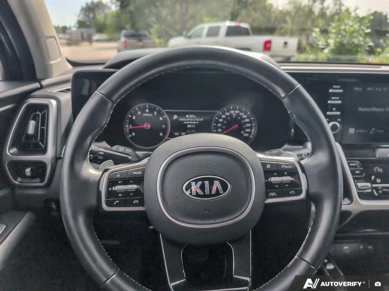 2021 Kia Sorento X-Line  X-LINE   HEATED SEATS & STEERING WHEEL   A Photo