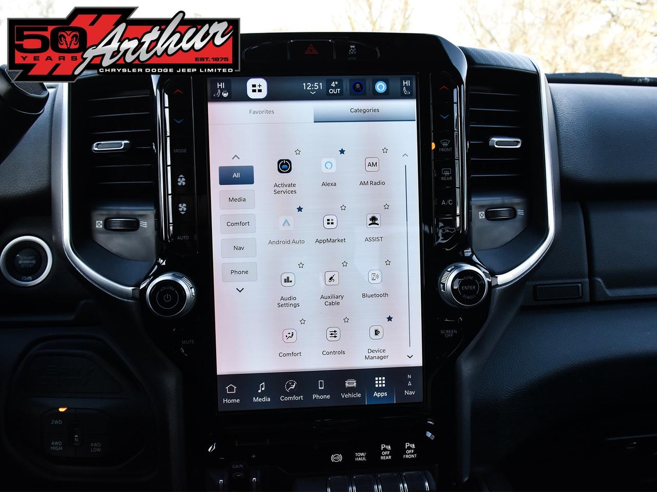 2025 RAM 2500 BIG HORN CREW CAB 4X4-ONLY 3,175 KM Photo