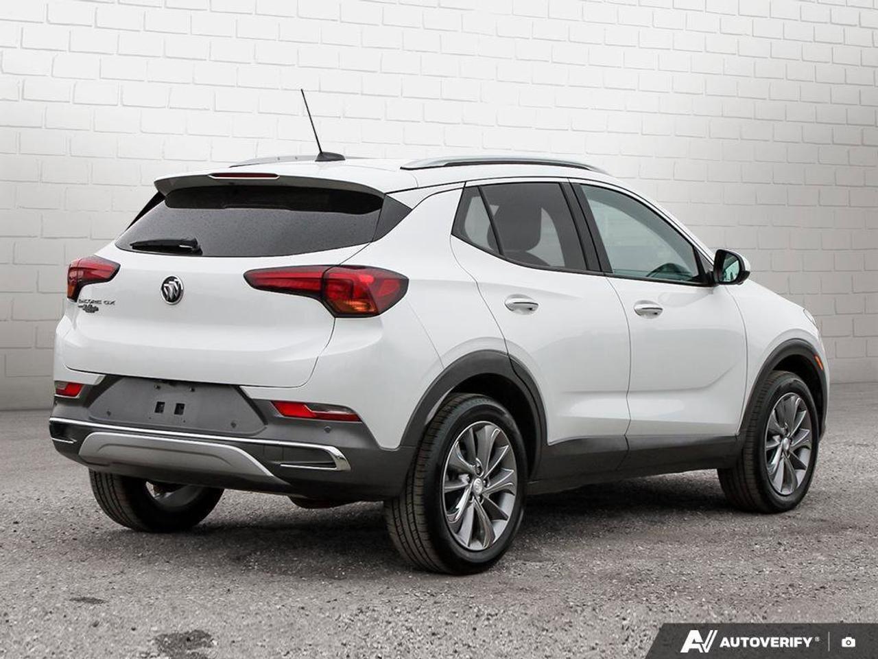 2023 Buick Encore GX EssenceESSENCE, AWD, NAV, ROOF, TECH, 1-OWNER! Photo4