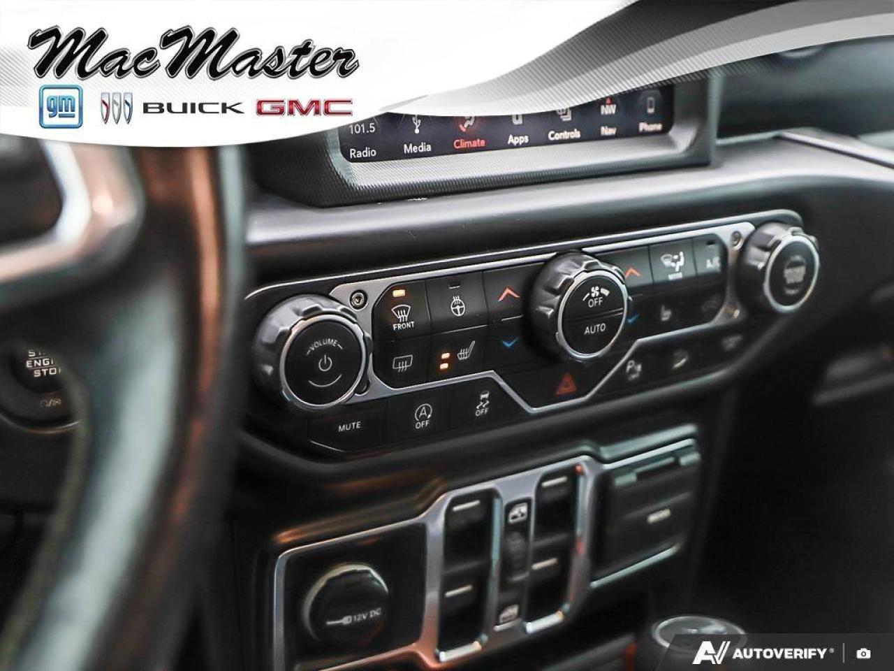 2019 Jeep WRANGLER UNLIMITED SaharaSAHARA, V6, 4X4, NAV, HEATED LEATHER, LIFTED Photo