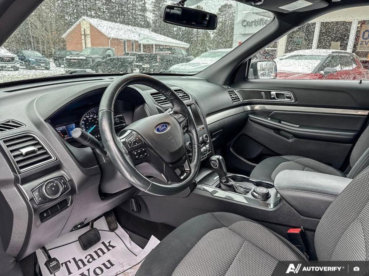 2019 Ford Explorer XLT   7 PASSENGER SEATING, HEATED SEATS, CERTIFIED Photo