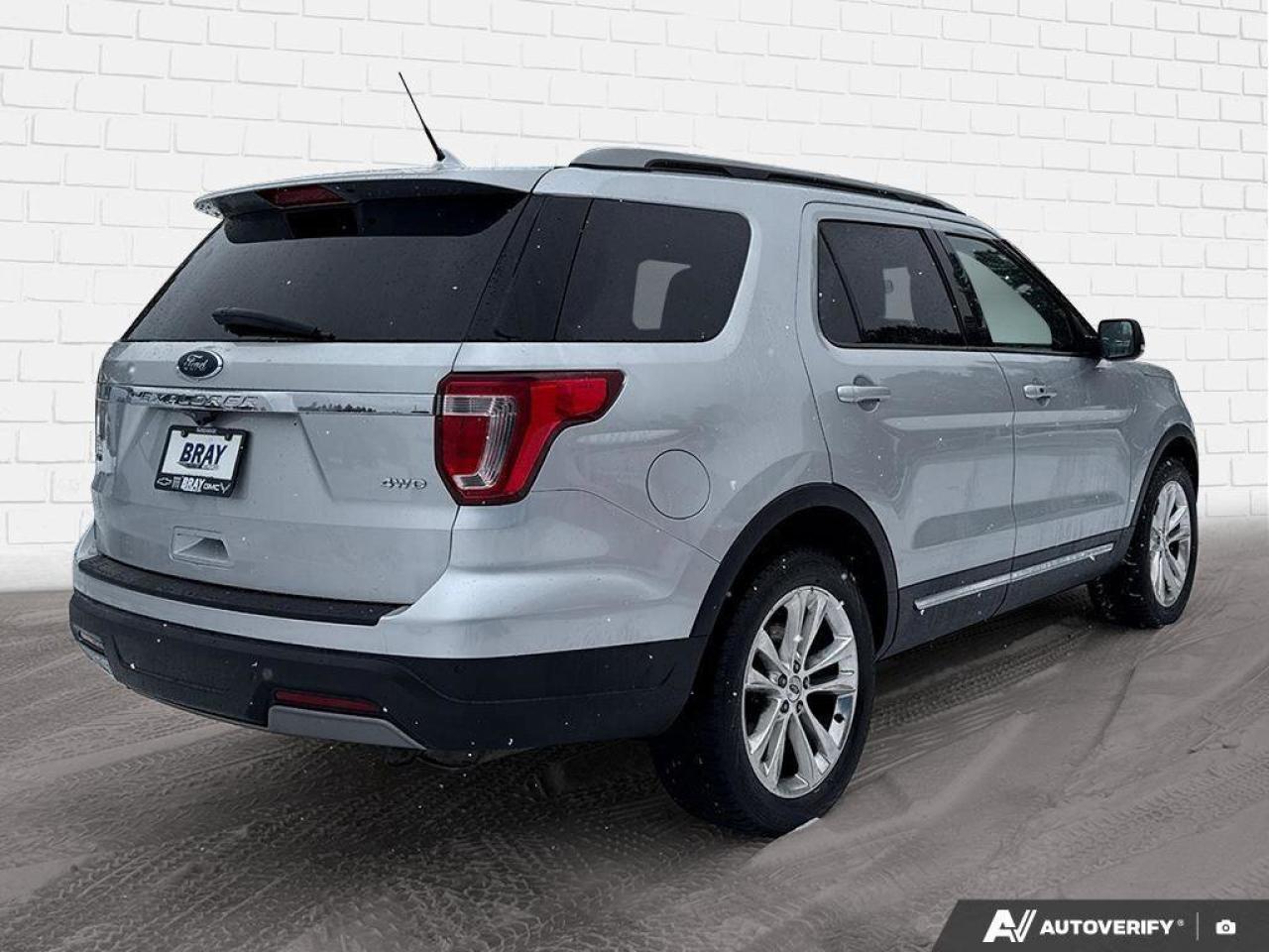 2019 Ford Explorer XLT   SPACIOUS AND SOPHISTICATED   HEATED SEATS Photo4