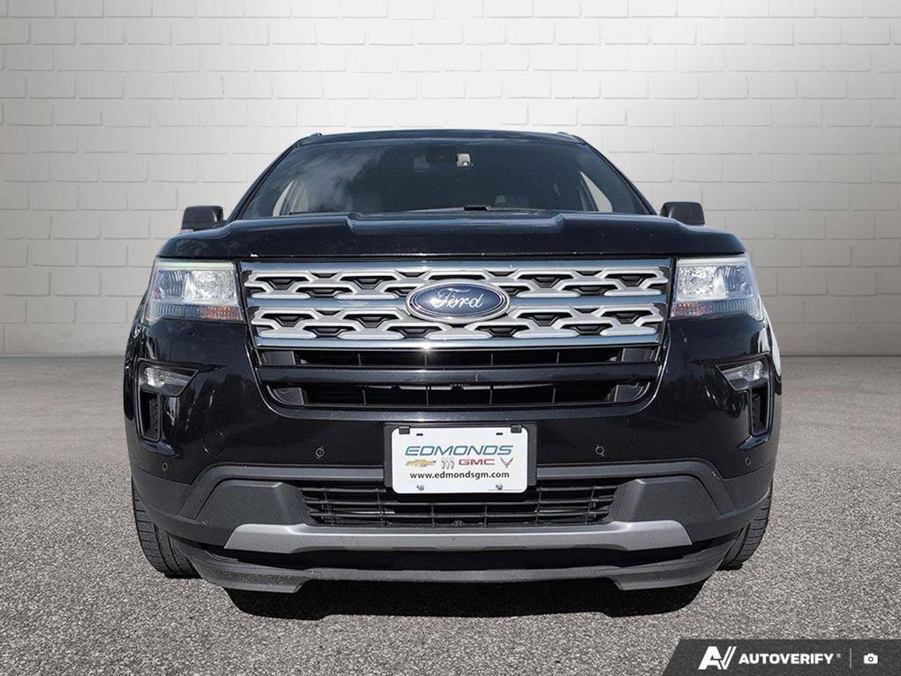2019 Ford Explorer XLTOne Owner   Remote Start   Sunroof   6 passenge Photo
