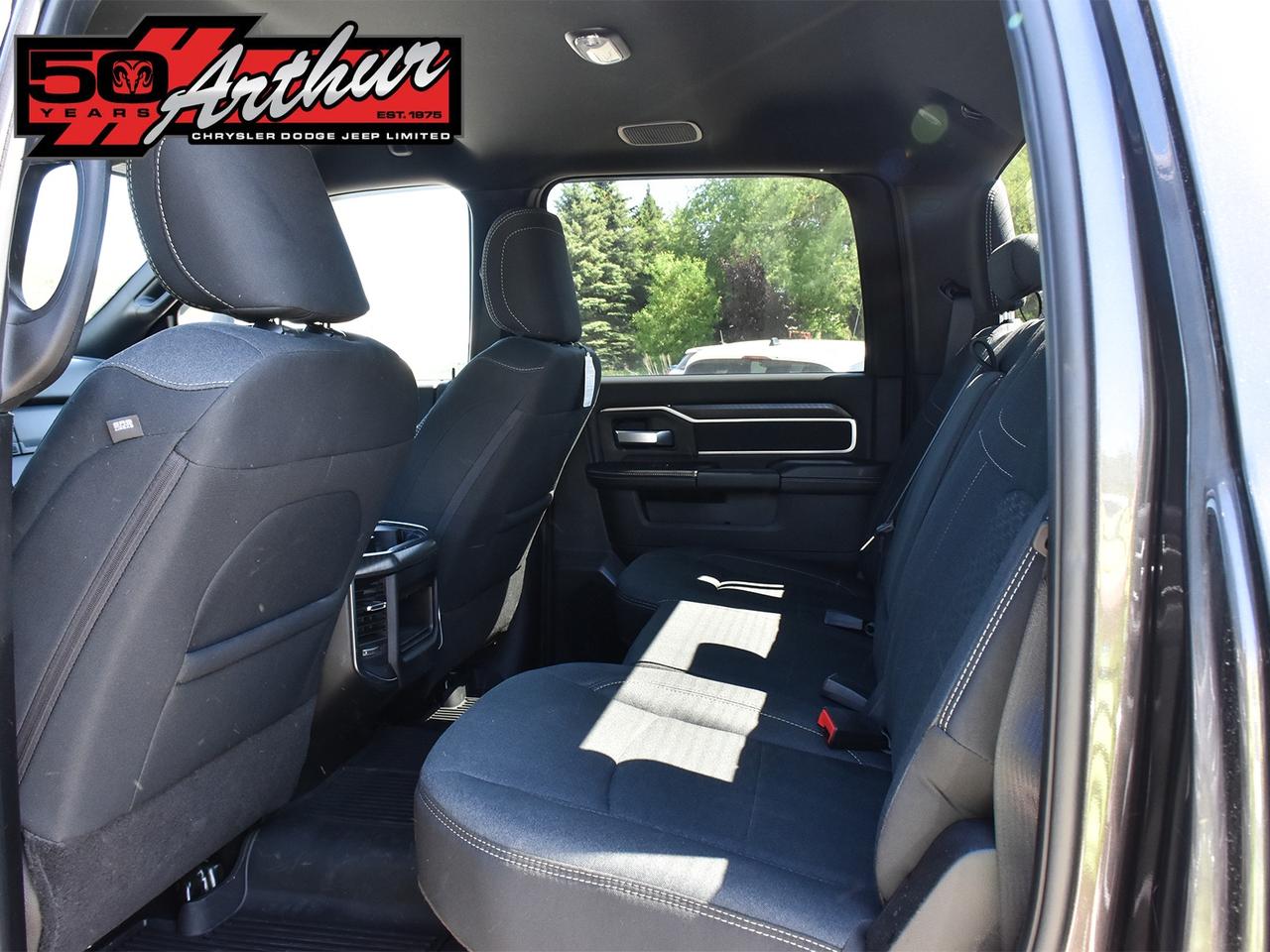 2025 RAM 2500 Big Horn Crew Cab 4x4 Photo