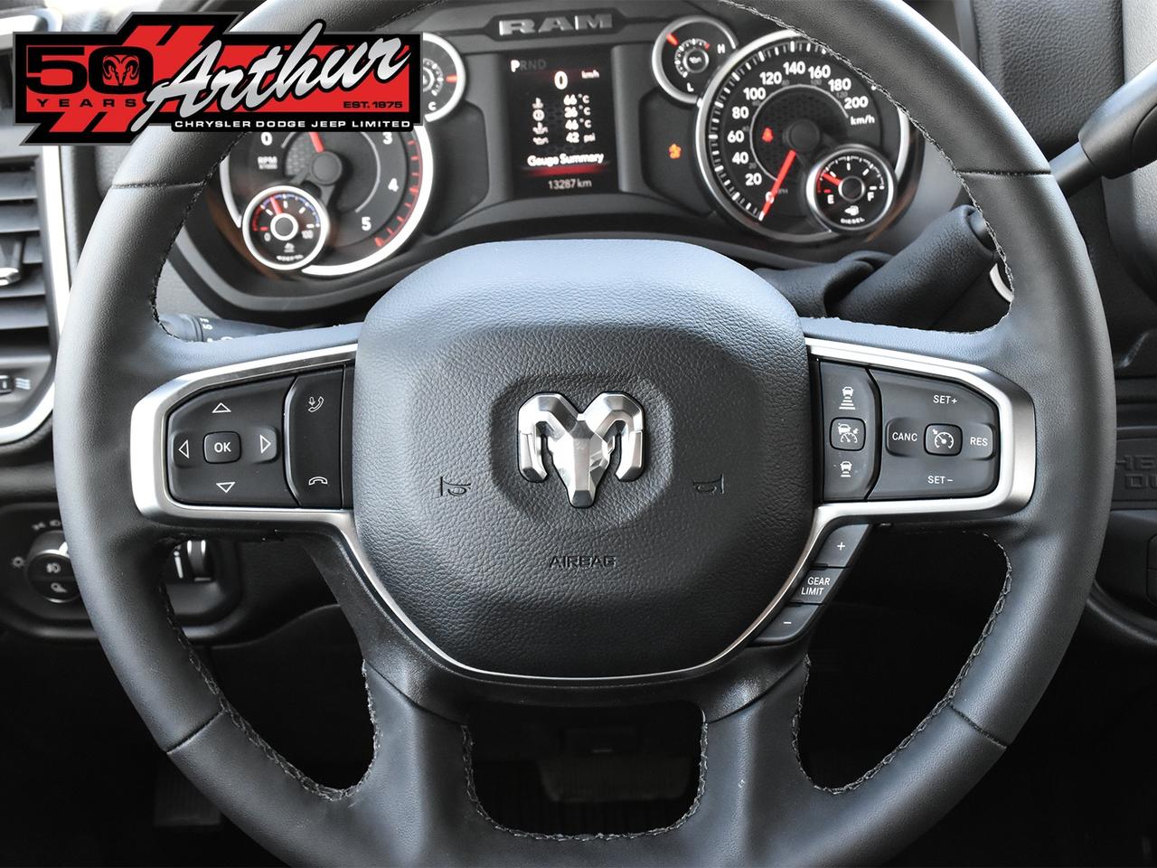 2025 RAM 2500 Big Horn Crew Cab 4x4 Photo