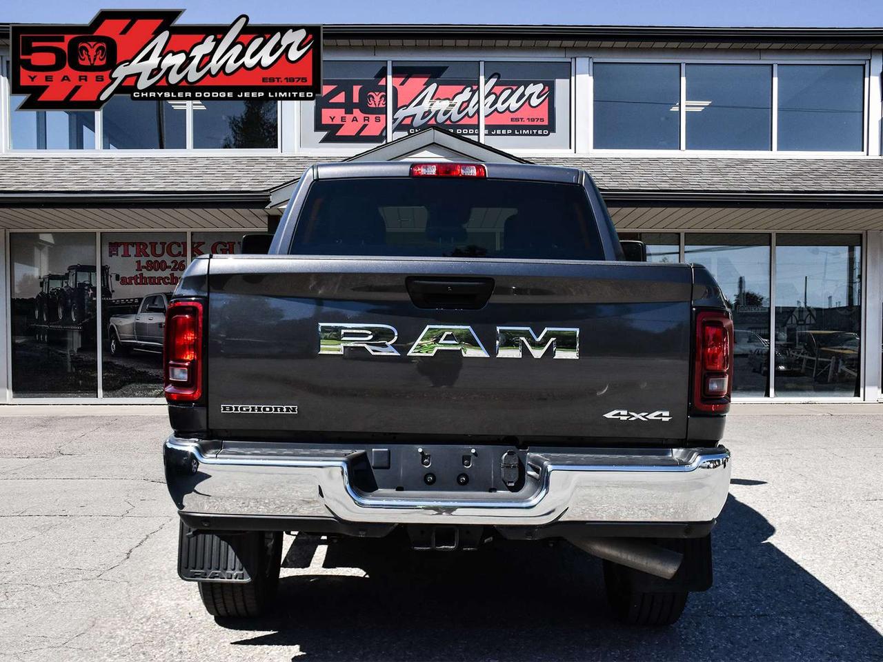 2025 RAM 2500 Big Horn Crew Cab 4x4 Photo