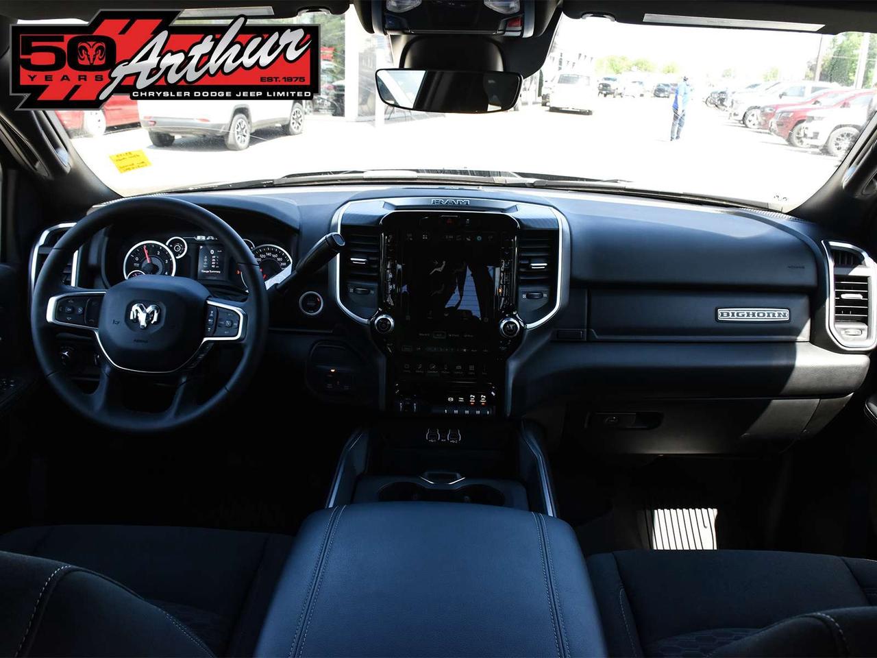 2025 RAM 2500 Big Horn Crew Cab 4x4 Photo