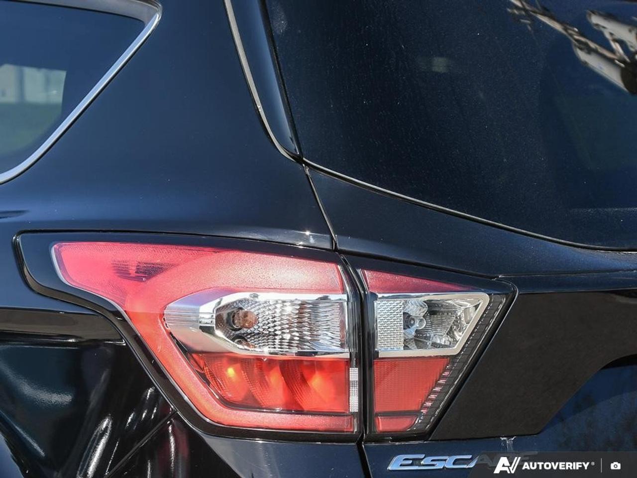 2018 Ford Escape SELCERTIFIED AS-TRADED, BACKUP CAM, NAVIGATION, HE Photo