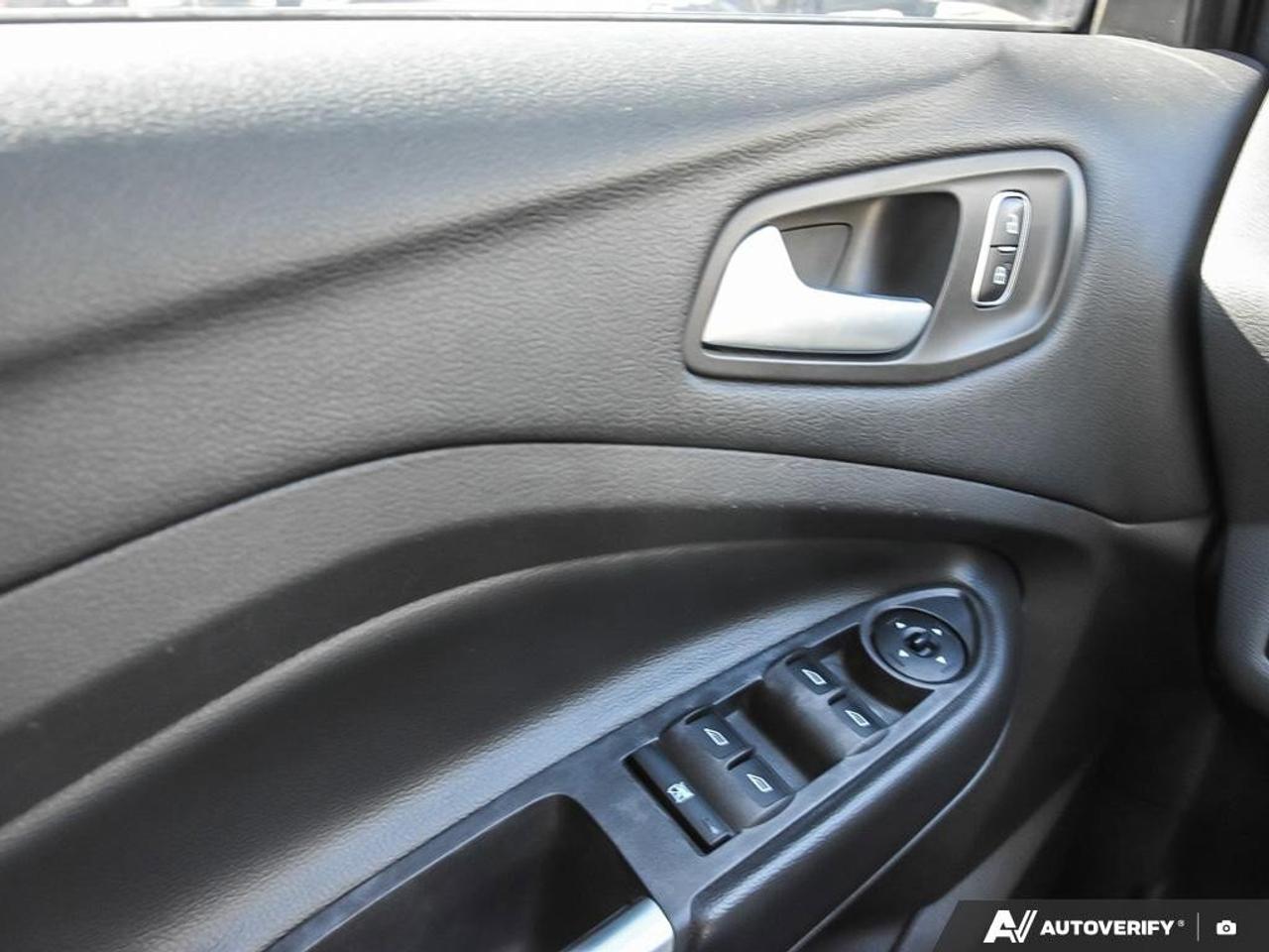 2018 Ford Escape SELCERTIFIED AS-TRADED, BACKUP CAM, NAVIGATION, HE Photo