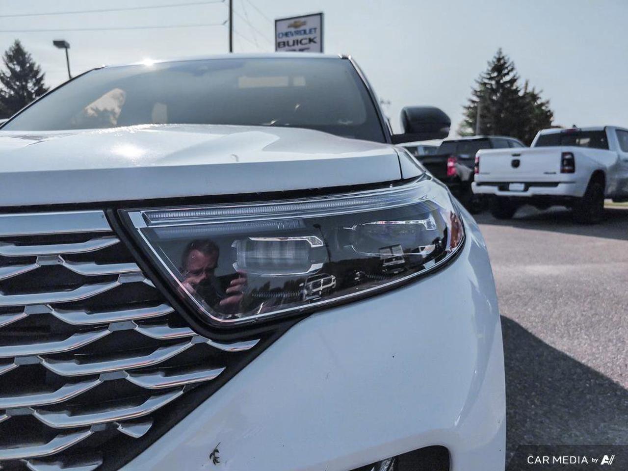 2022 Ford Explorer PlatinumCERTIFIED PRE OWNED   One Owner   Heated S Photo