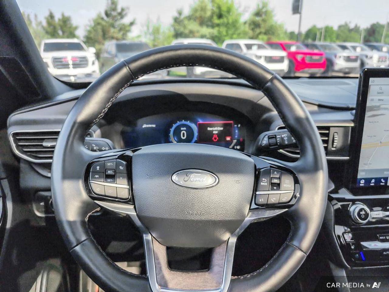 2022 Ford Explorer PlatinumCERTIFIED PRE OWNED   One Owner   Heated S Photo