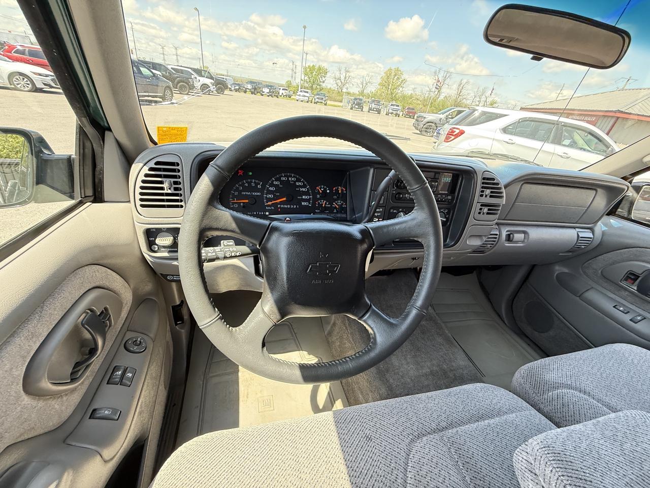 1998 Chevrolet C/K 1500 Ext Cab S/B 2wd 5.7L VORTEC Photo