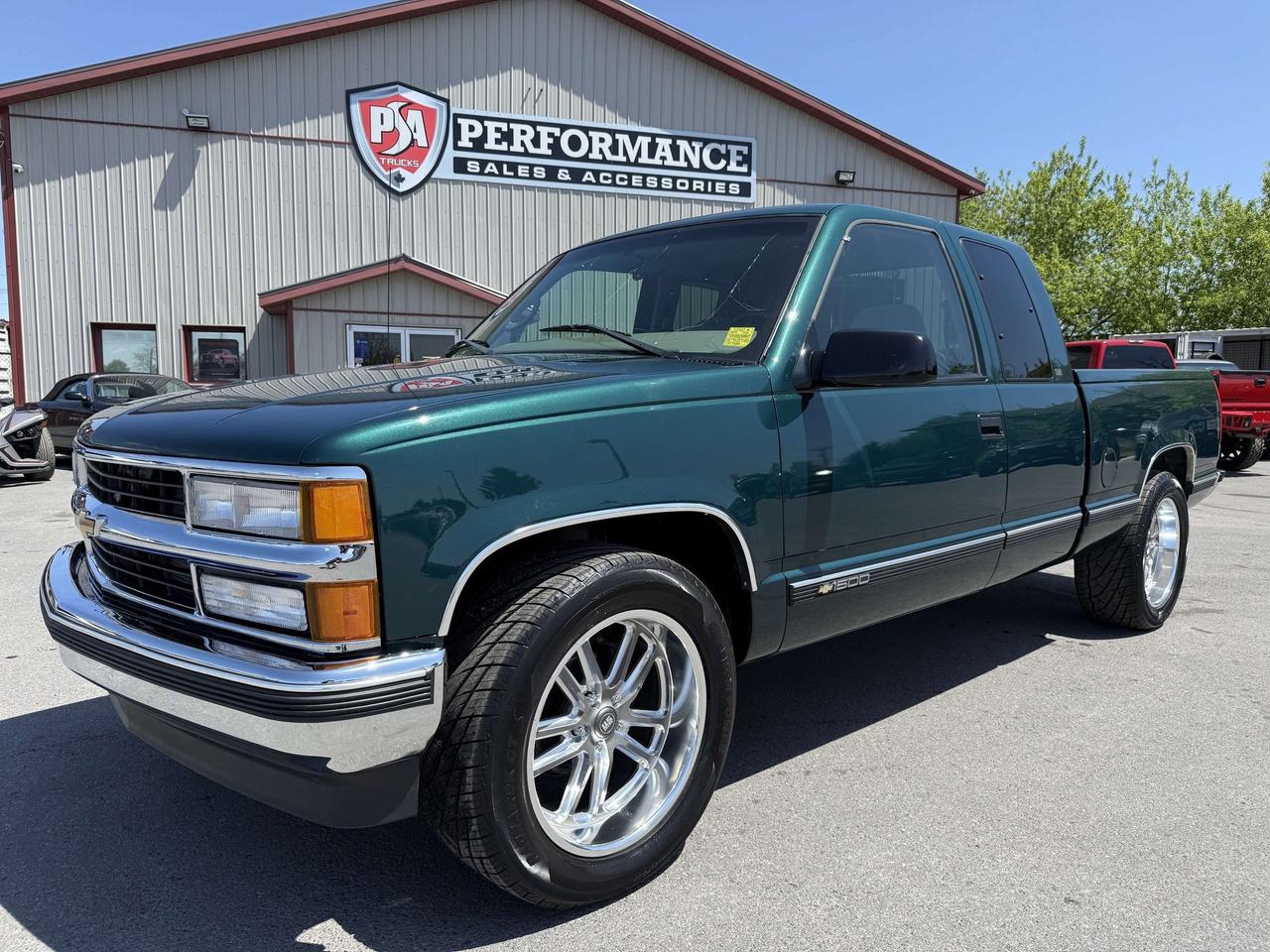 1998 Chevrolet Silverado 1500 Ext Cab S/B 2wd 5.7L VORTEC Photo
