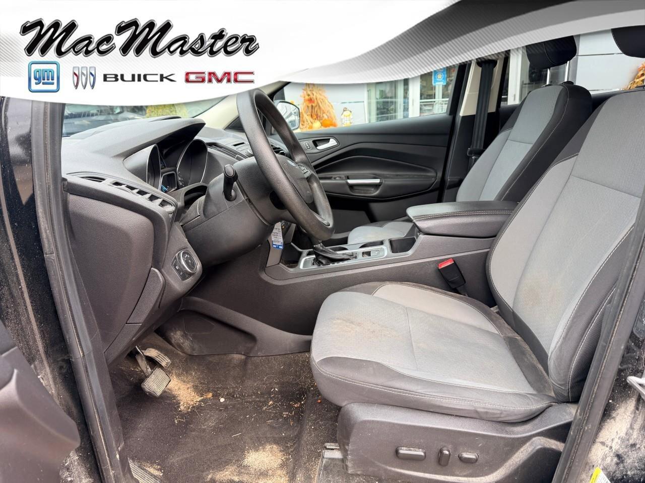 2018 Ford Escape SESE, AWD, BACKUP CAMERA, HEATED-CLOTH, ALLOYS, AS Photo