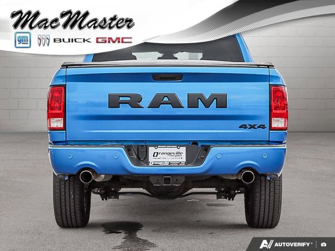 2022 RAM 1500 Classic ExpressBLACK EXPRESS, NIGHT, CREW, HEMI, 4X4, HEAT Photo
