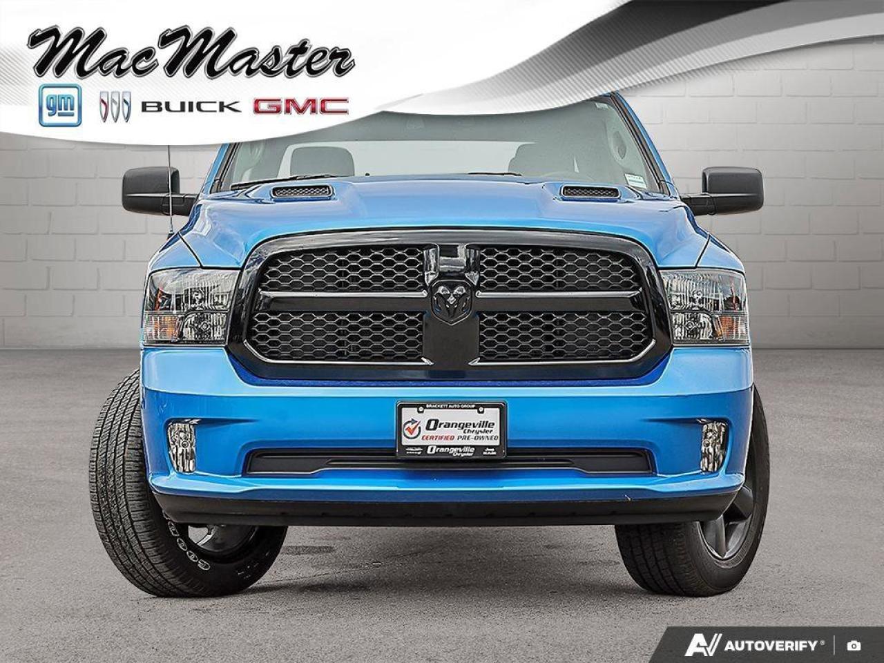 2022 RAM 1500 Classic ExpressBLACK EXPRESS, NIGHT, CREW, HEMI, 4X4, HEAT Photo