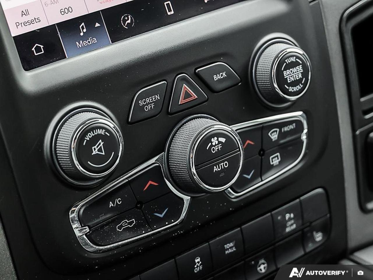 2022 RAM 1500 Classic ExpressBLACK EXPRESS, NIGHT, CREW, HEMI, 4X4, HEAT Photo