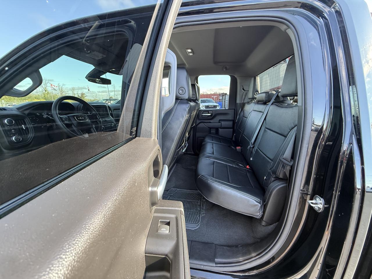 2022 GMC SIERRA 2500HD PRO DURAMAX WHEEL/TIRE/LEATHER PKG!! Photo