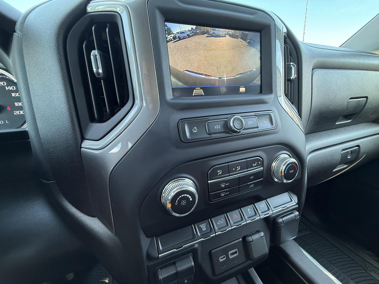 2022 GMC SIERRA 2500HD PRO DURAMAX WHEEL/TIRE/LEATHER PKG!! Photo