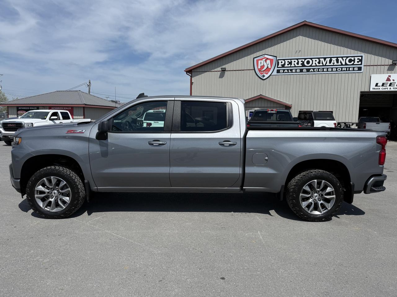 2021 Chevrolet Silverado 1500 RST DURAMAX DIESEL 4X4 Photo3